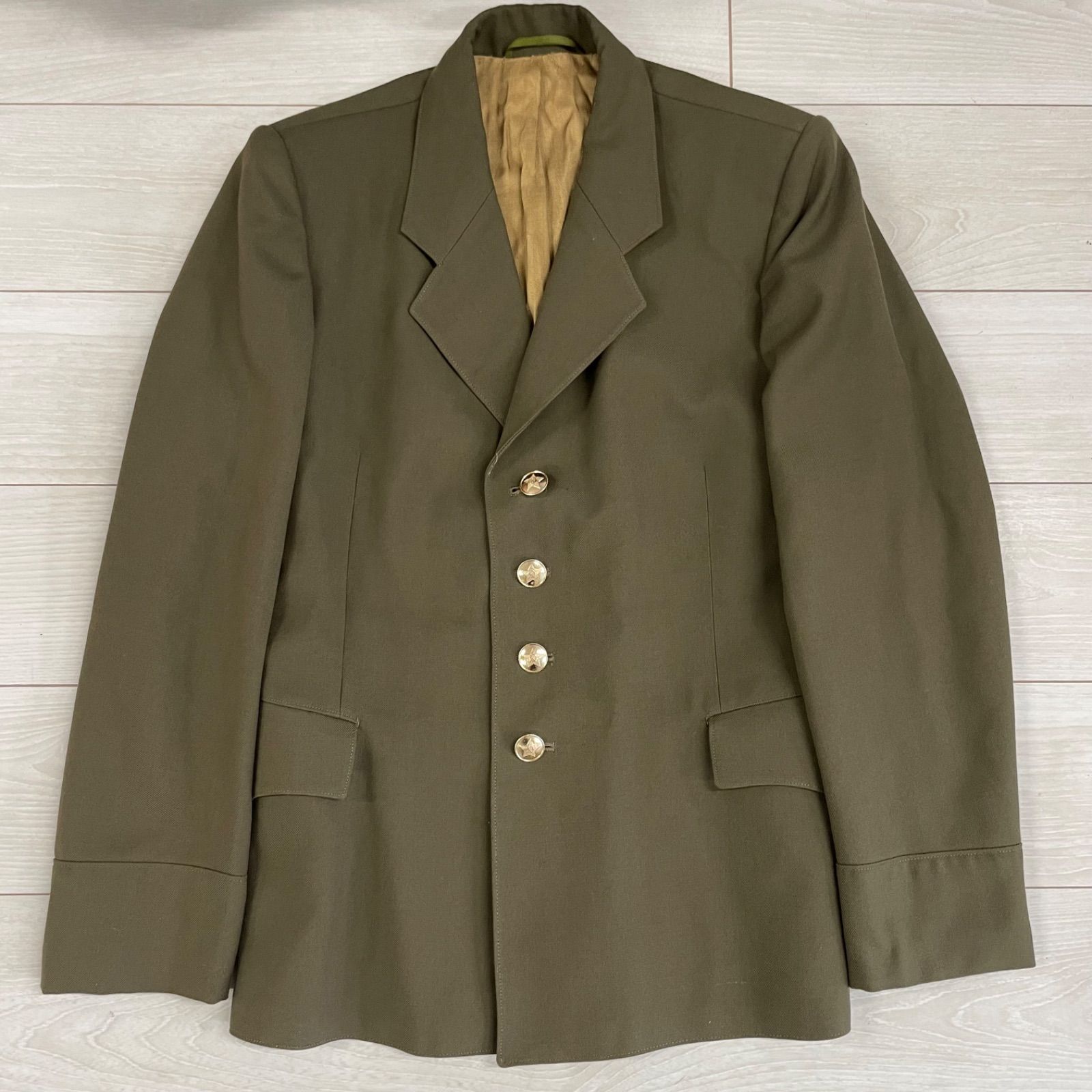 希少　ソ連軍　軍装品制服 CCCPマーク 刻印入り金ボタン