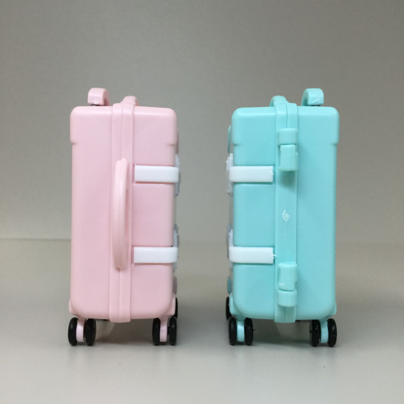 g132【新品・未使用品】セリア ミニチュアキャリーケース 2点