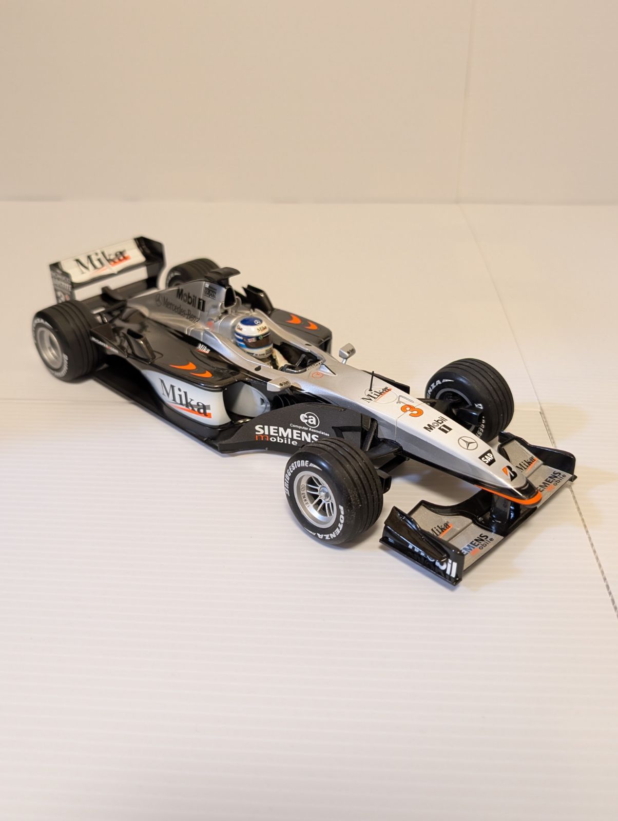 1|18 マクラーレンMP4|16