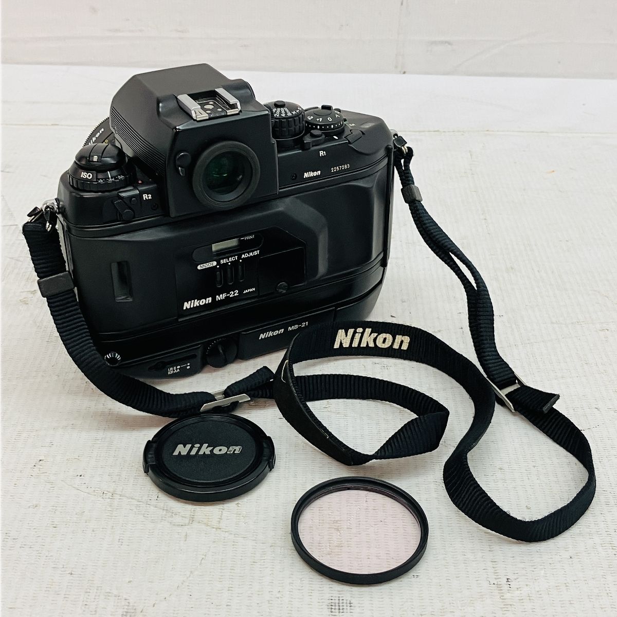 Nikon F4 一眼レフカメラ MB-21付き　ジャンク Nikon F4 一眼レフカメラ MB-21付き ジャンク