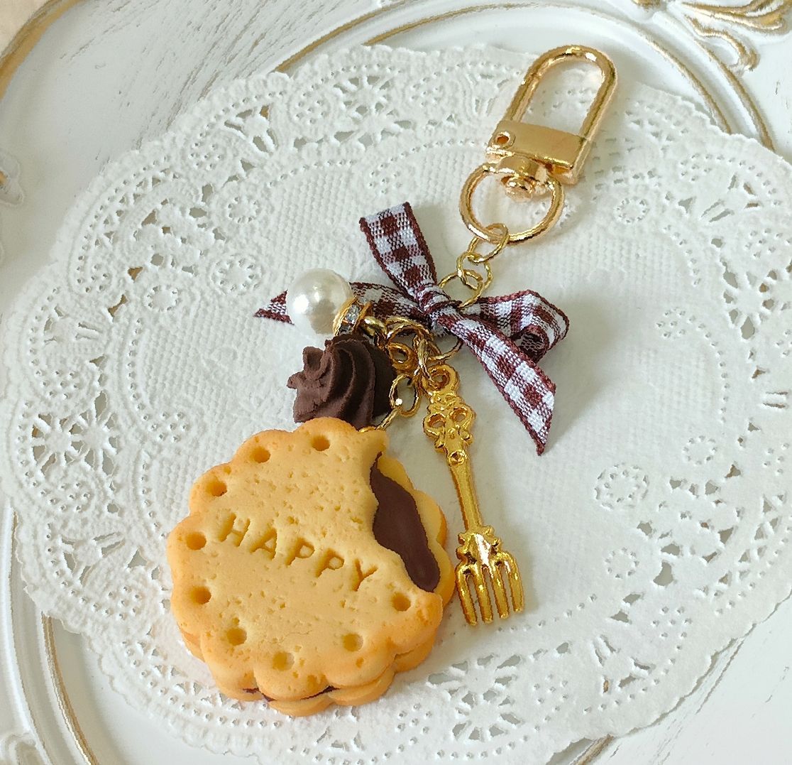 ♡ピタパンサンド♡ フェイクスイーツ チャーム 樹脂粘土 キーホルダー