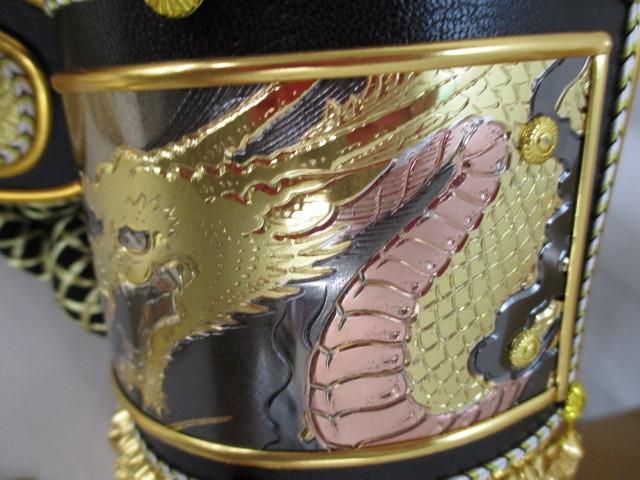 新品 五月人形 着用兜 28号 合わせ鉢 彫金 大鍬形 龍頭なし 櫃なし/黄金立札 端午の節句 こどもの日 新品 五月人形 着用兜 28号 合わせ鉢 彫金 大鍬形 龍頭なし 櫃