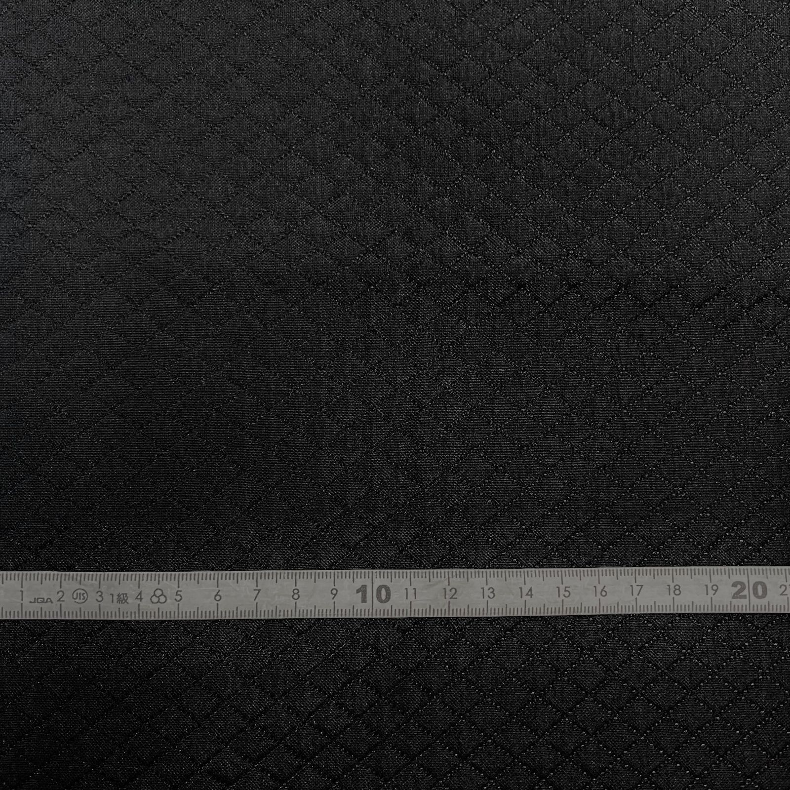 メーカー生産終了品【#1905】シルク混ジャカード生地(黒) 約245  