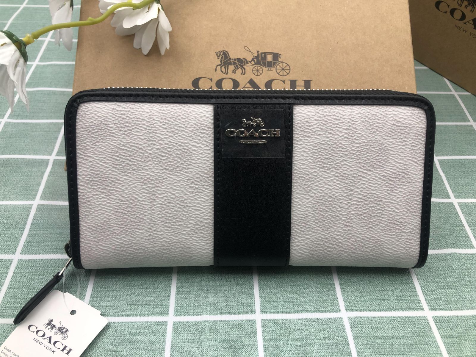 COACH 財布 コーチ 長財布 クーポン配布 激安 ギフト メンズ  レディース プレゼント 小銭入れあり 新品未使用 ロゴ シグネチャー レザー ズック スリム ウォレット ブランド CC181