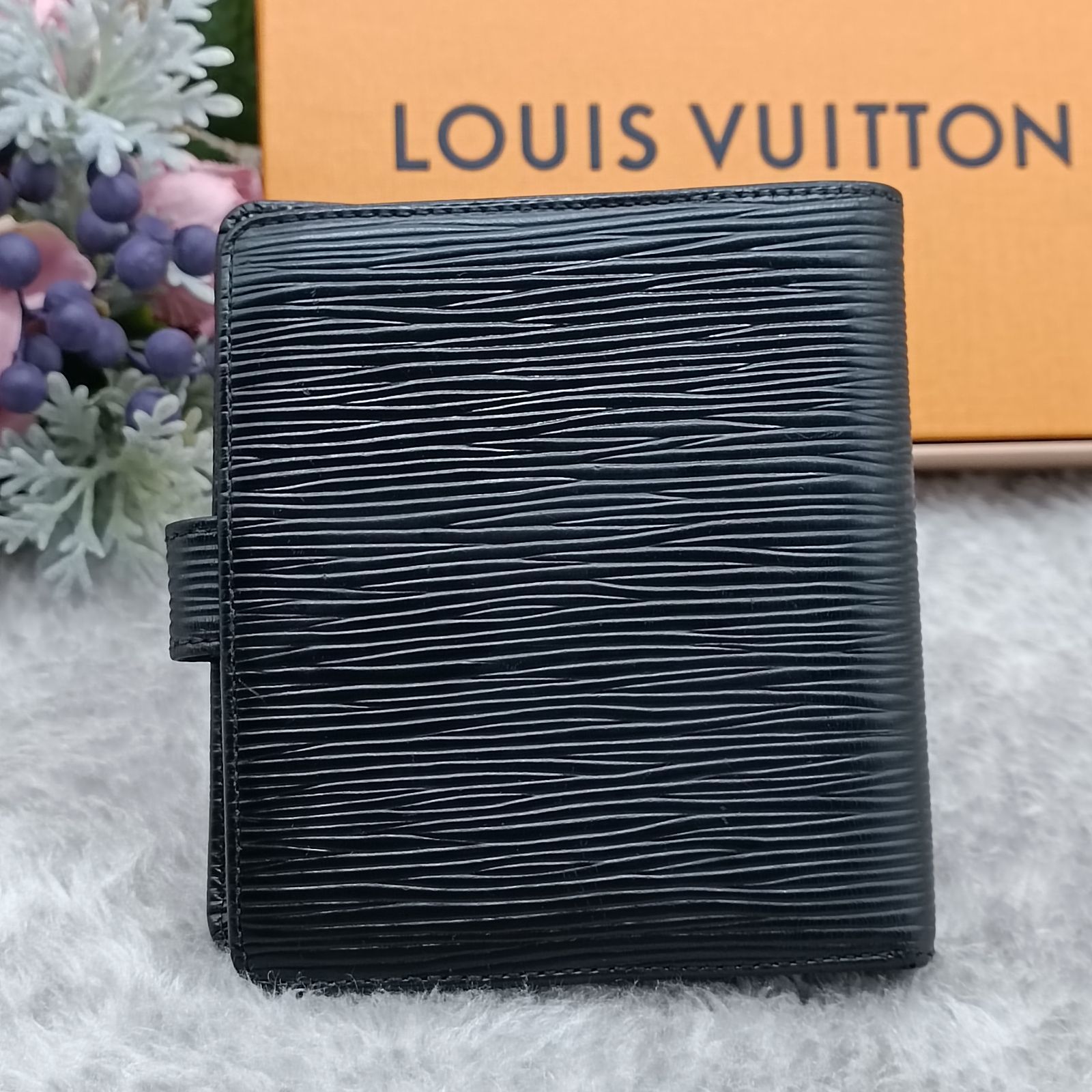 LOUISVUITTON 》 ルイヴィトン エピ ポルトビエ コンパクト ノワール 
