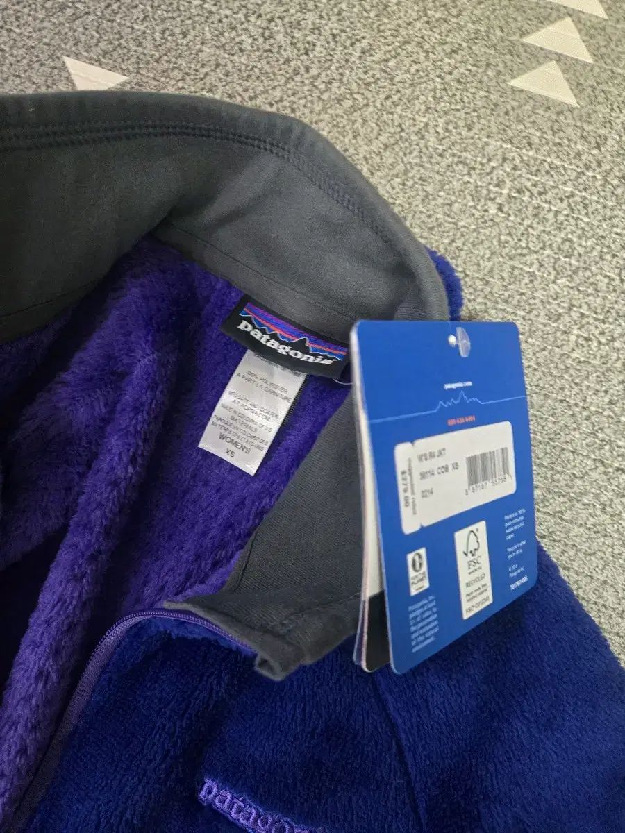 xs patagonia パタゴニア フリース R4