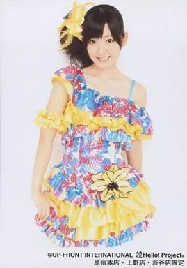 中古】生写真(ハロプロ) °C-ute/鈴木愛理/膝上・衣装水色・黄色