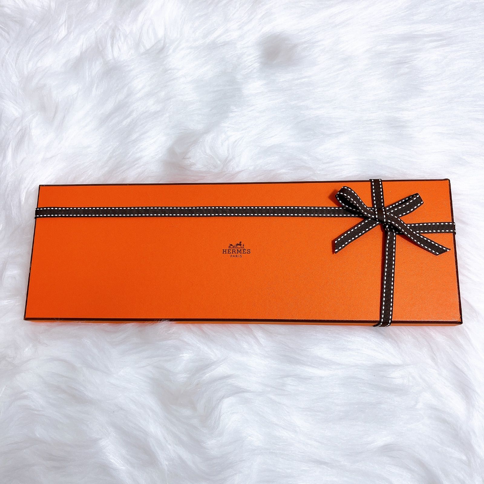 HERMES エルメス カレ90 シルク100% スカーフ 花柄 ボルドー HERMES エルメス カレ90 シルク100% スカーフ 花柄 ボルドー