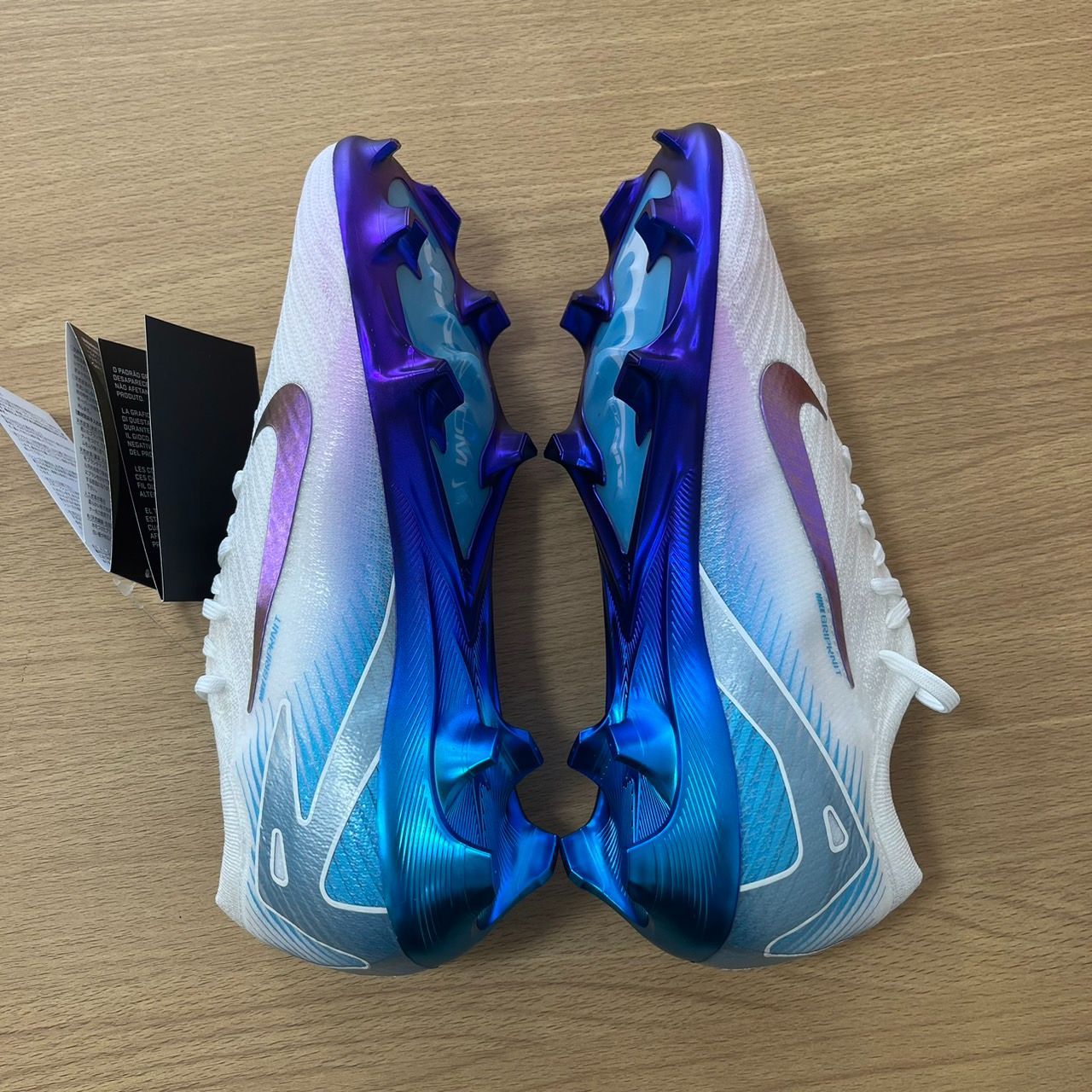 Nike サッカーシューズ グリーンサイン付き稲本潤一WORLDカップ Nike サッカーシューズ グリーンサイン付き稲本潤一WORLDカップ