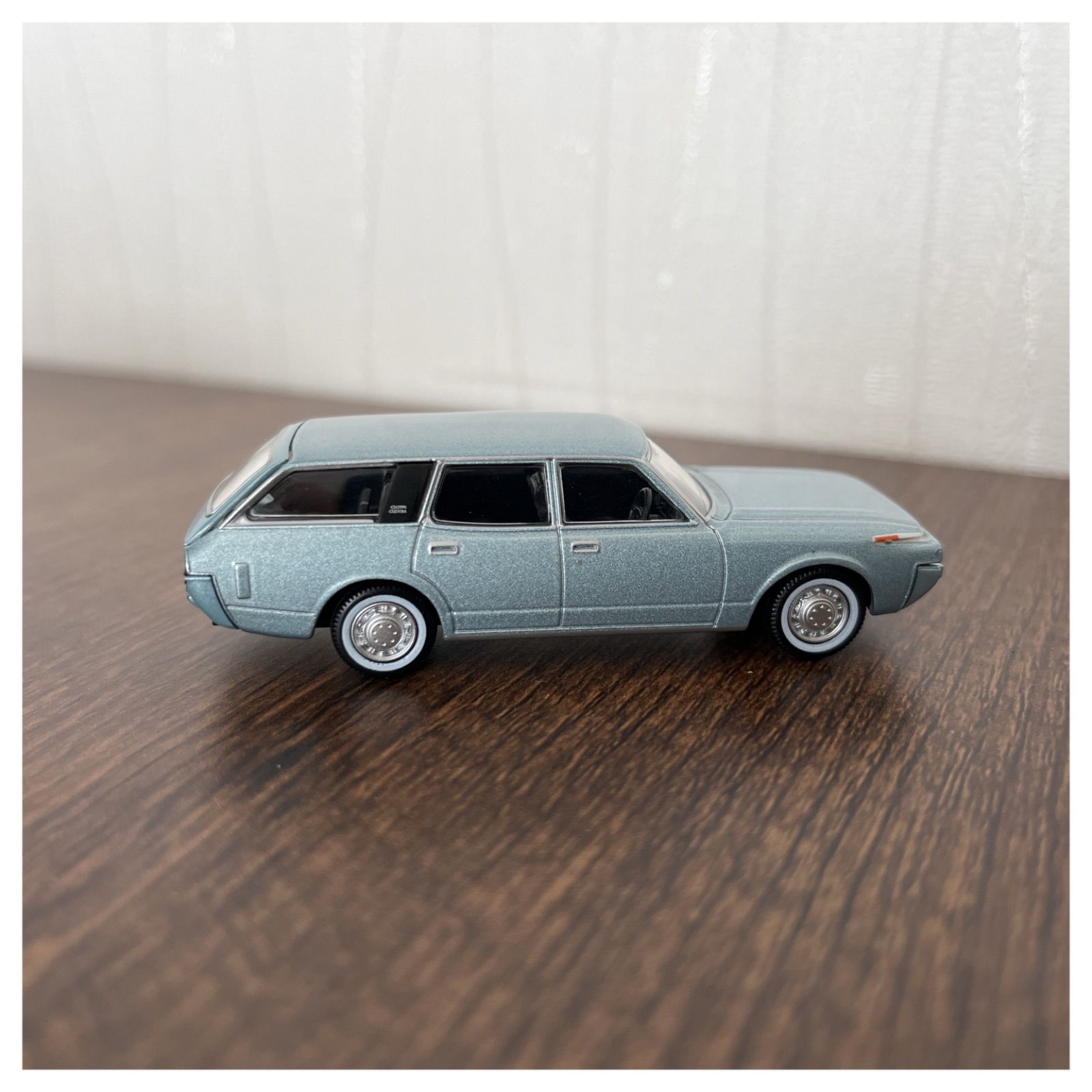 トミカリミテッドヴィンテージNEO LV-N108 トヨタクラウンカスタム