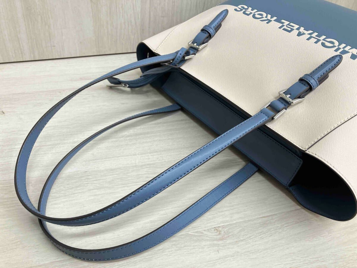 KORS マイケルコース
