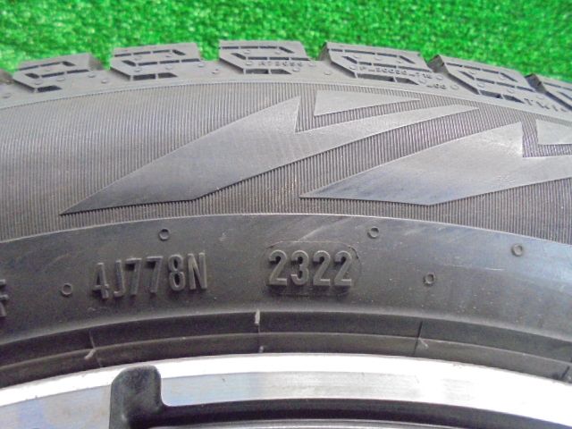 スタッドレスタイヤ