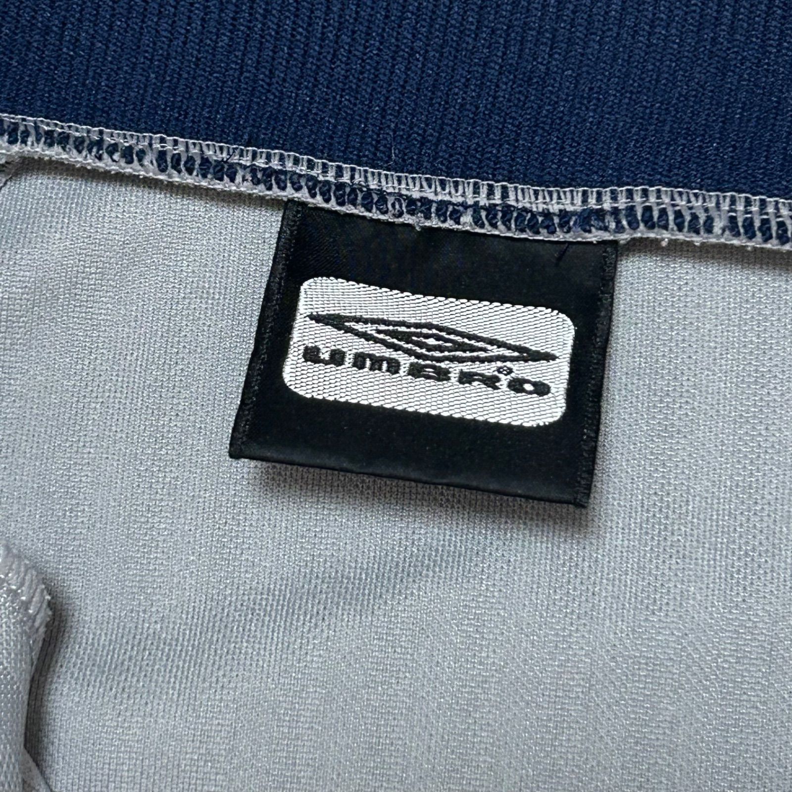 UMBRO アンブロ トラックジャケット バックプリント刺繍ロゴ バイ