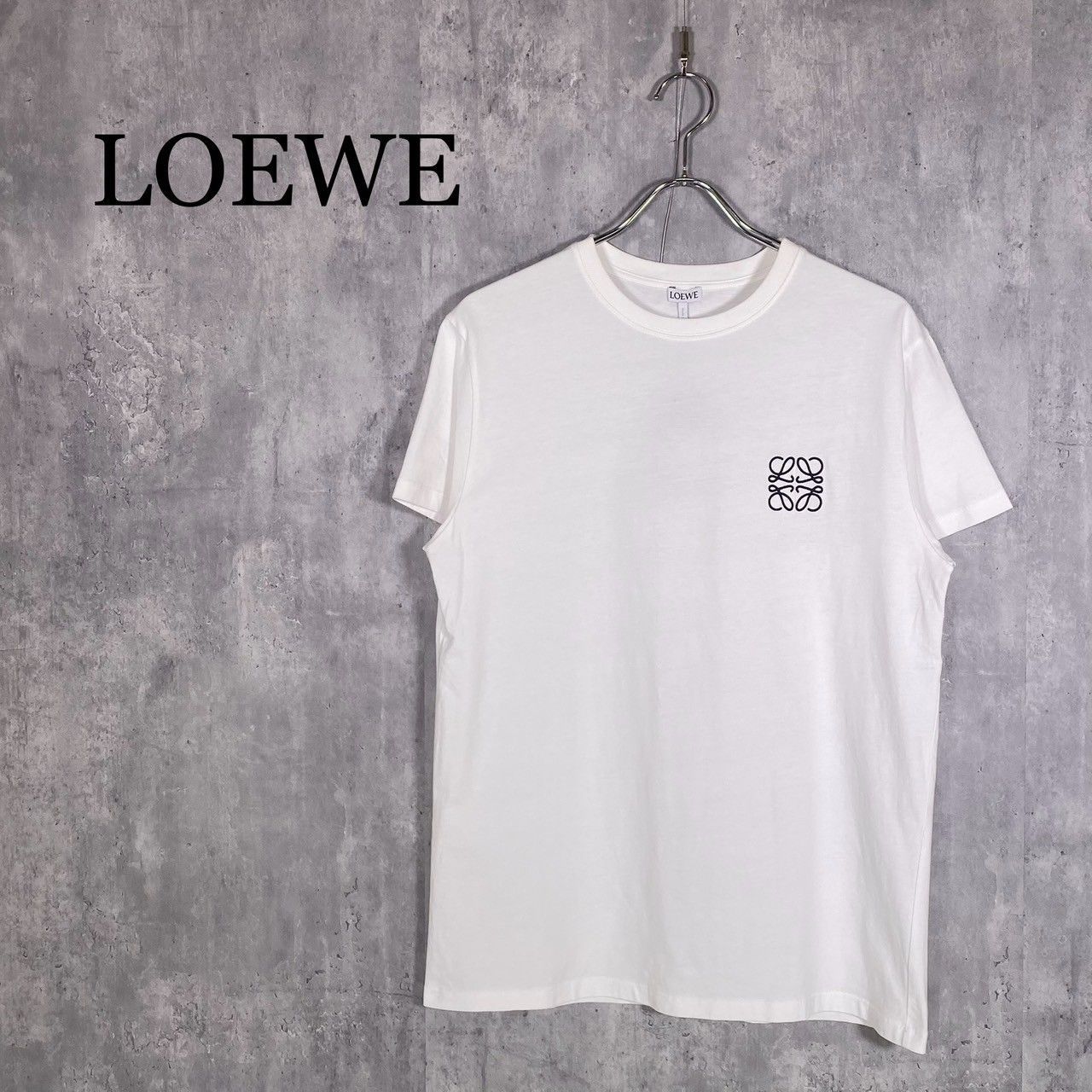LOEWE ロエベ 刺繍半袖Tシャツ ホワイト LOEWE』ロエベ (S) ワンポイントロゴ刺繍 半袖Tシャツ - メルカリ