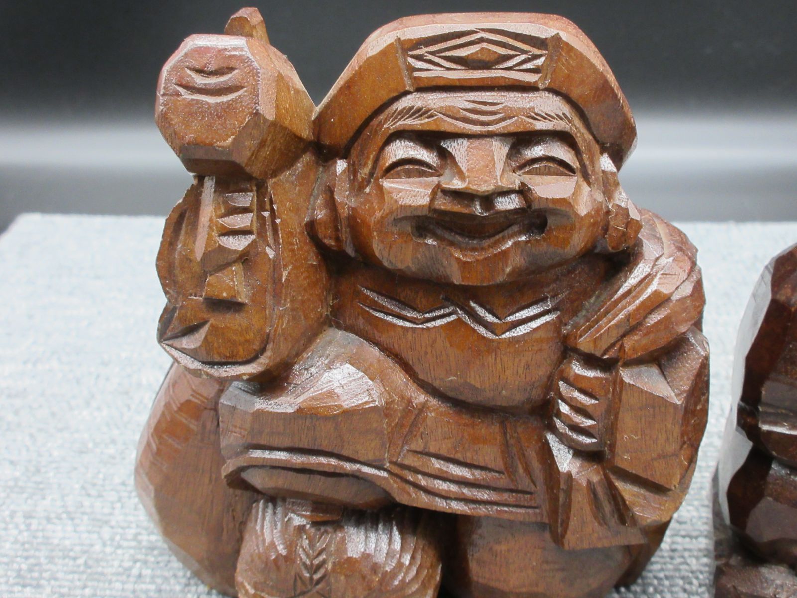 恵比寿　大黒天　木彫　彫刻　置物　縁起物　骨董　七福神　セット 楽天市場】柘植 恵比寿大黒天セット 高さ10cm 木彫り 七福神 縁起物