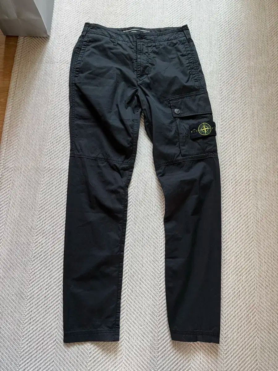 STONE ISLAND ストーンアイランド カーゴパンツ 百貨店販売モデル
