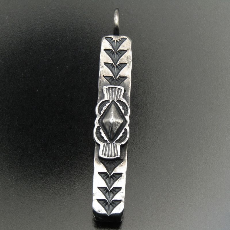 Gary Reeves ナバホ族 ペンダント ヘビーゲージ スクエア 4面 スタンプワーク ゲーリーリーブス トップ ゲイリーリーブス 80007190