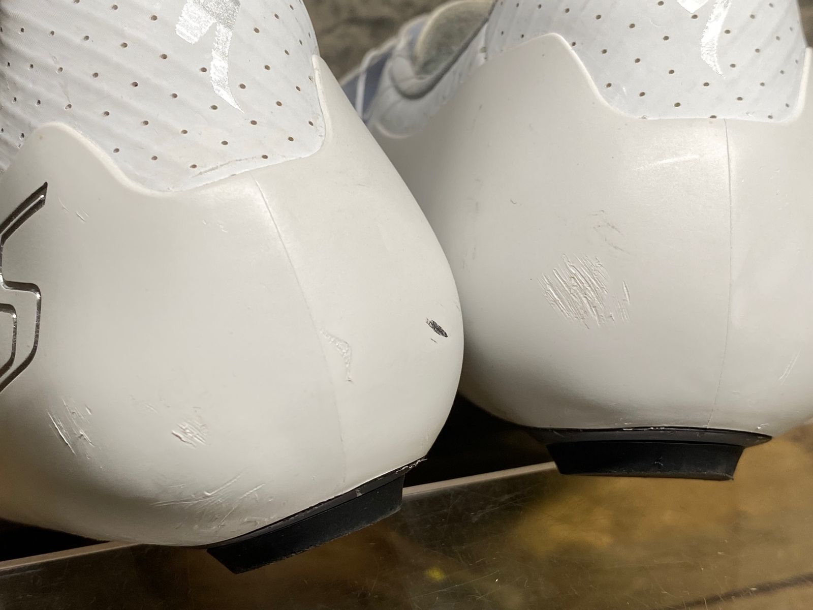 JM414 スペシャライズド SPECIALIZED エスワークス S-WORKS ARES 2 RD ビンディングシューズ 白 EU40 SPD-SL LAWEED_CL