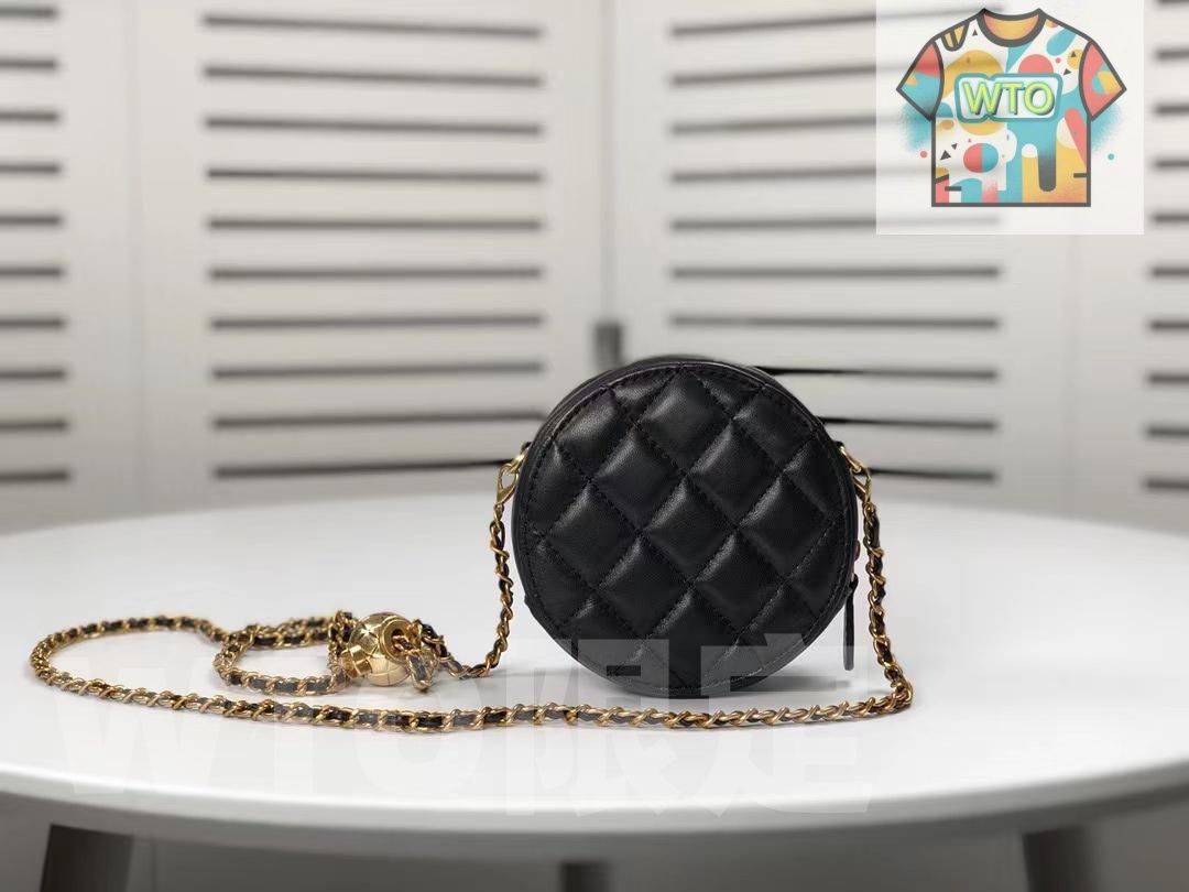 CHANEL チェーンショルダー バッグ マトラッセ 丸型 チェーン