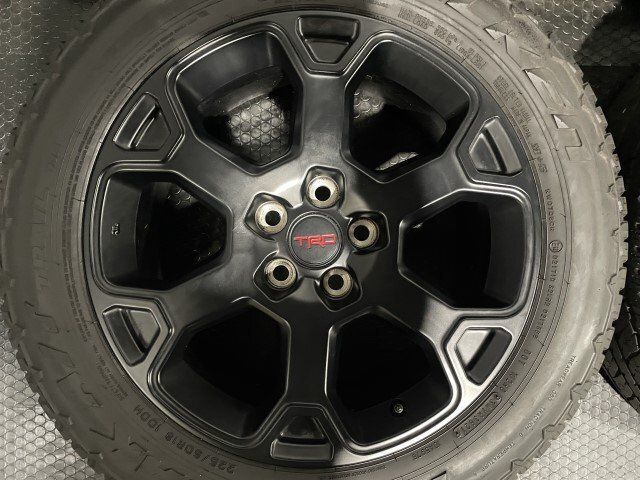 FALKEN WILD PEAK A/T TRAIL 01A 225/60R18】夏タイヤ【TOYOTA