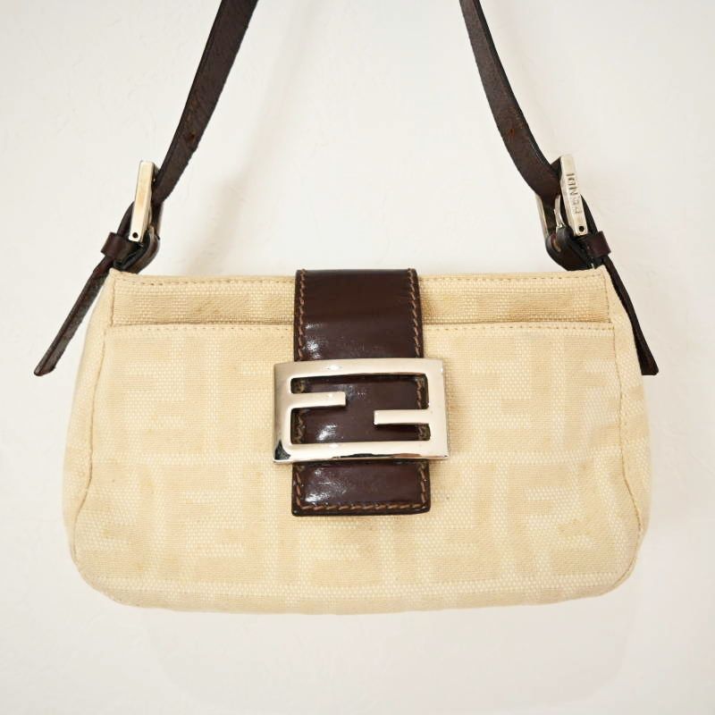 FENDI フェンディ ズッカ マンマバケット キャンバス/レザ― ワン