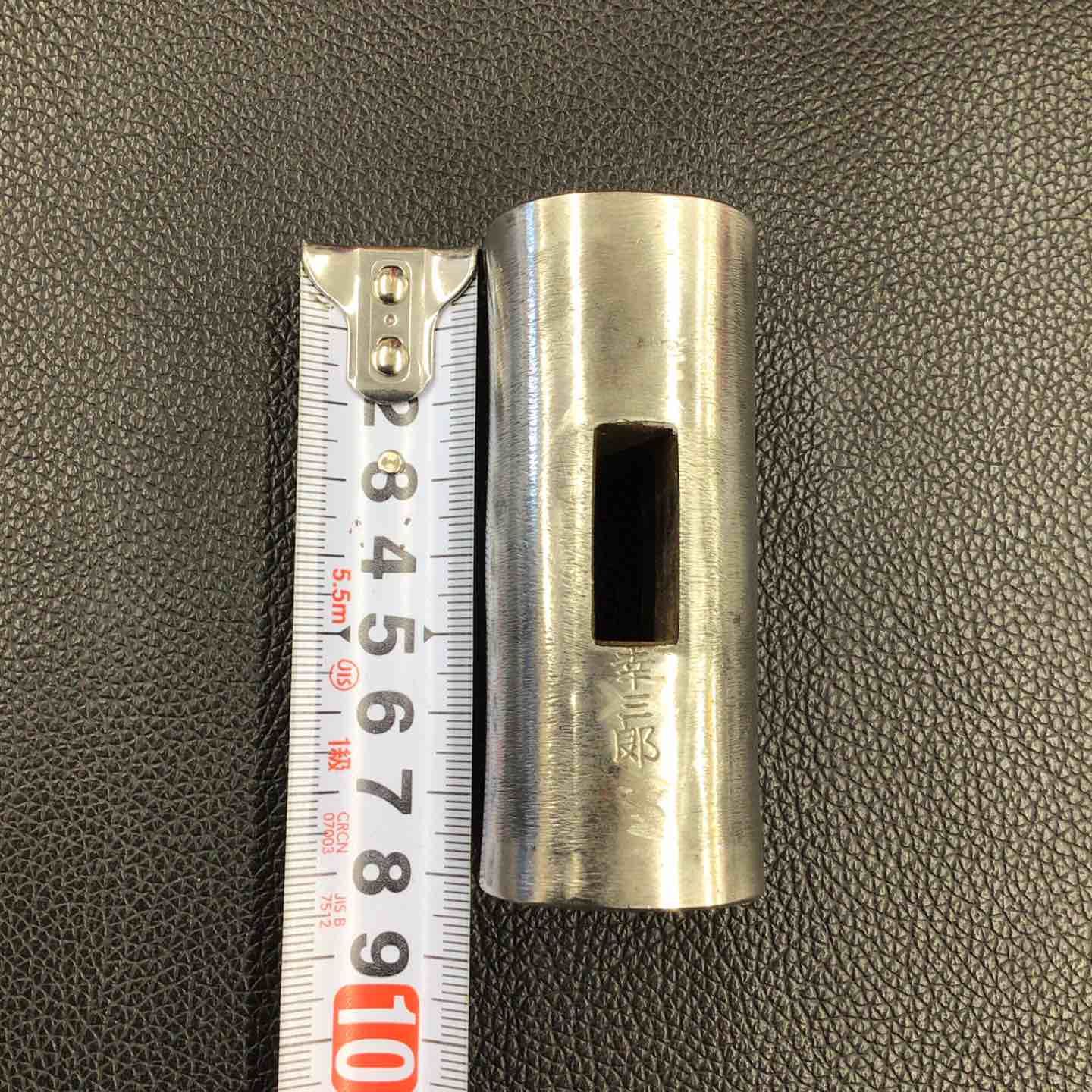 564g