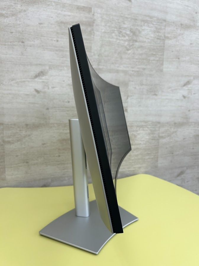♪DELLデジタルハイエンドモニター