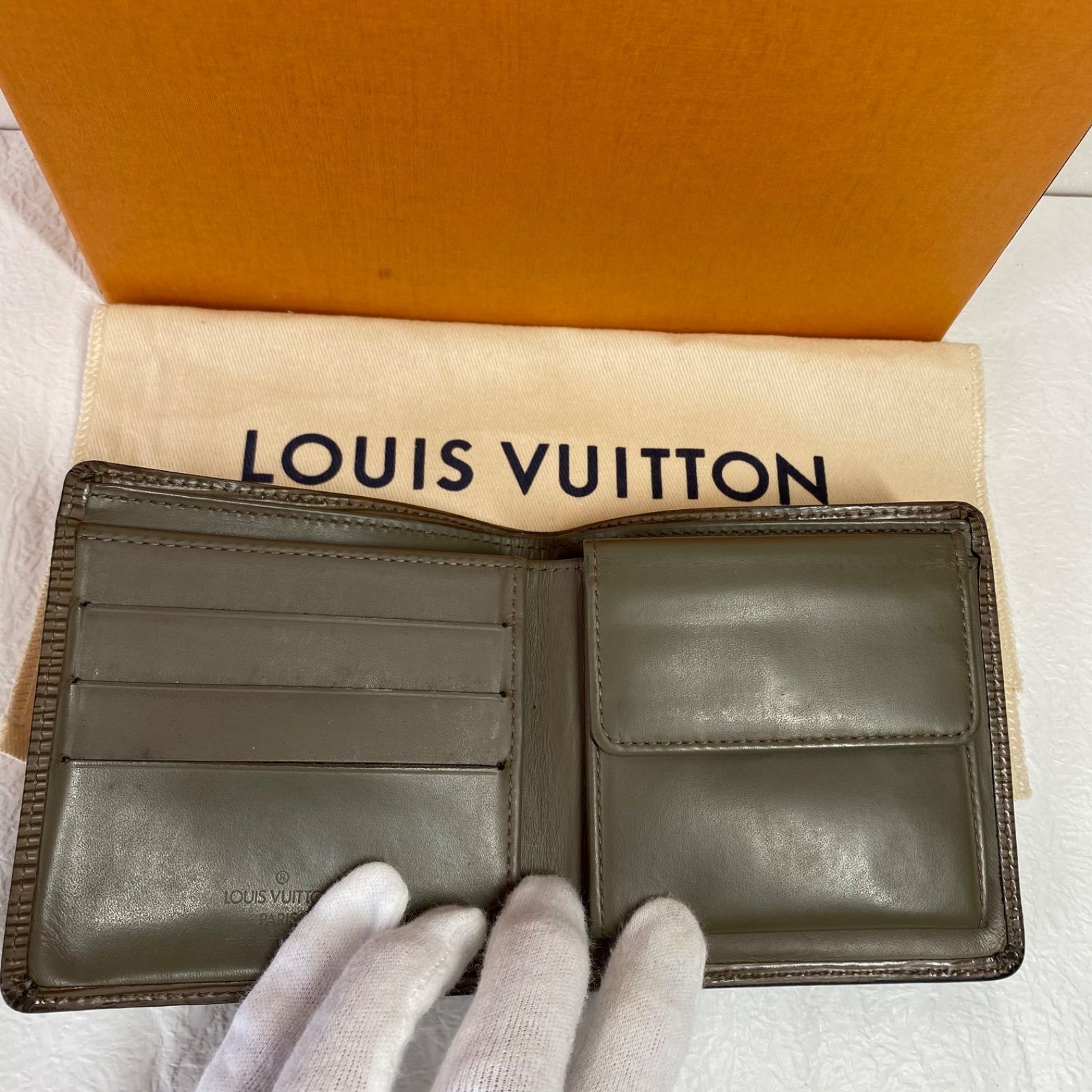 🖤美品🖤LOUISVUITTON ポルトフォイユマルコ　エピ　オリーブ　折財布　シリアルナンバーあり！ルイヴィトン