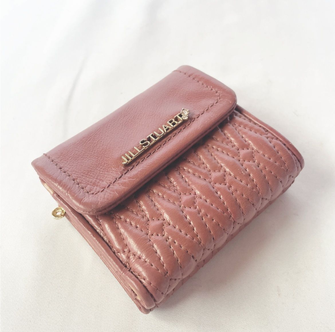 ほぼ新品 JILLSTUART ゴールドピンクベージュ ミニ財布 ほぼ新品 JILLSTUART ゴールドピンクベージュ ミニ財布