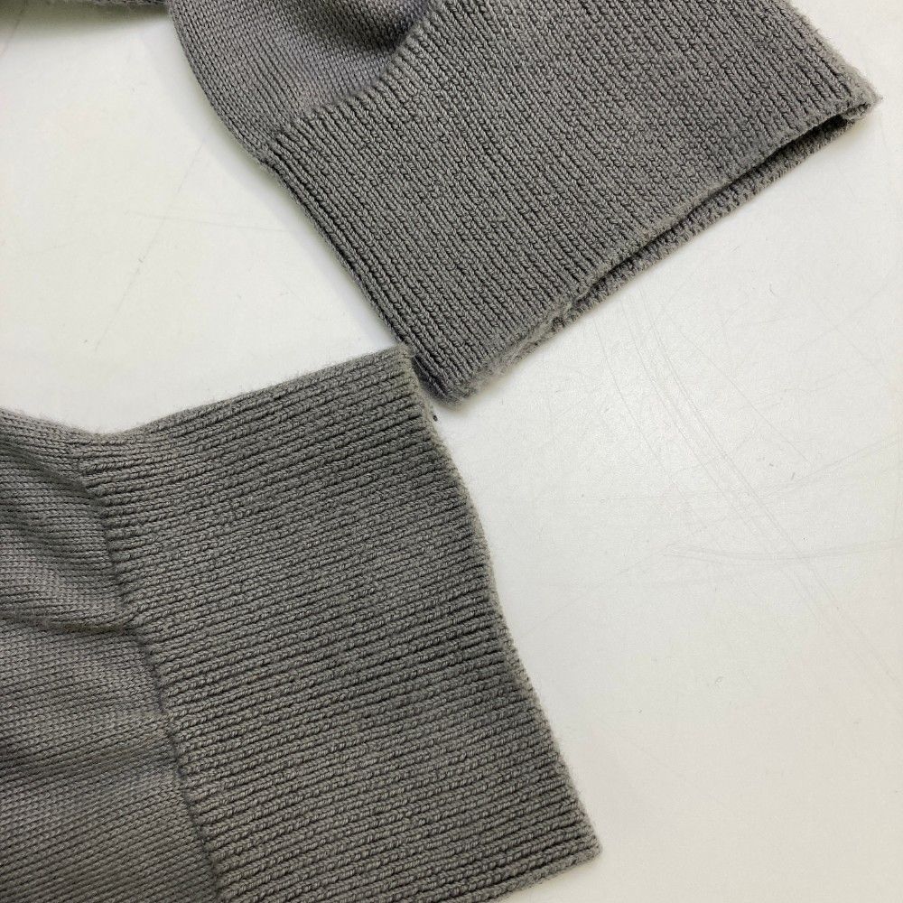 サイズ：L MUNSING WEAR マンシングウェア 2024年モデル 長袖ニットセーター  グレー系 [240101453494] ゴルフウェア メンズ ストスト サイズ：L MUNSING WEAR マンシングウェア 2024年モデル 長袖