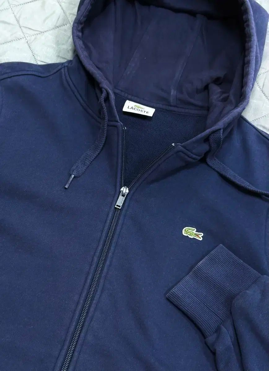 ラコステ フード付き ジップアップジャンパー ネイビー XL LACOSTE(ラコステ) ネイビー フード付き ジップアップ