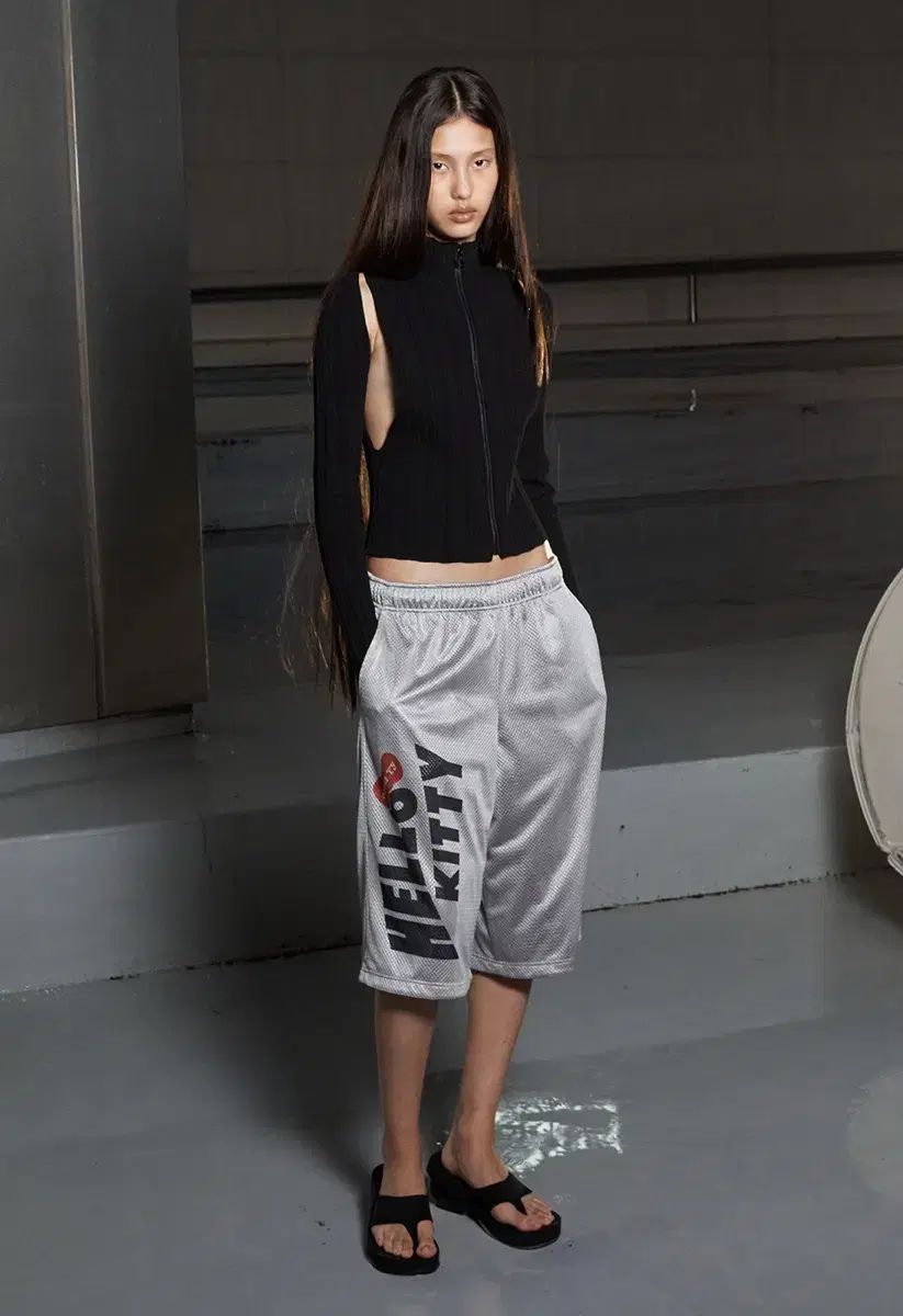 open yy ハローキティ柄 ワイドパンツ OPEN YY】HELLO KITTY X YY ROUNDING TRACK PANTS◇ (OPEN