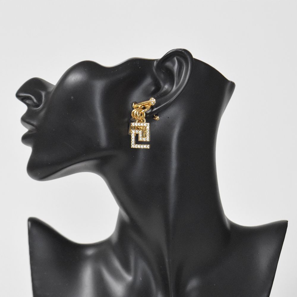 VERSACE