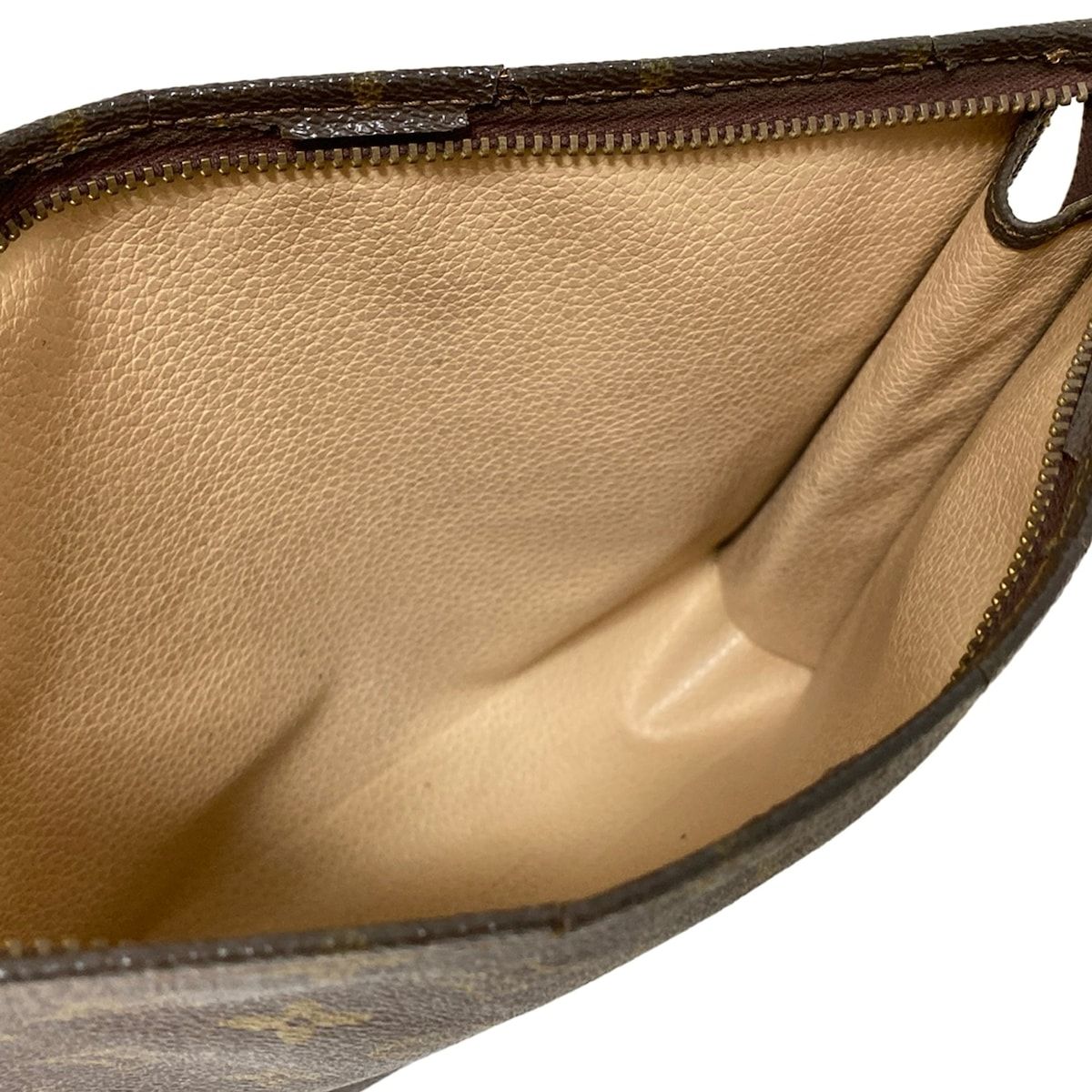 LOUIS VUITTON(ルイヴィトン) ポーチ モノグラム ポッシュト