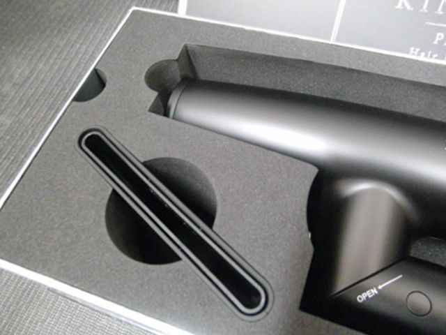 未使用品 KINUJO PRO ヘアドライヤー ブラック KP101 絹女