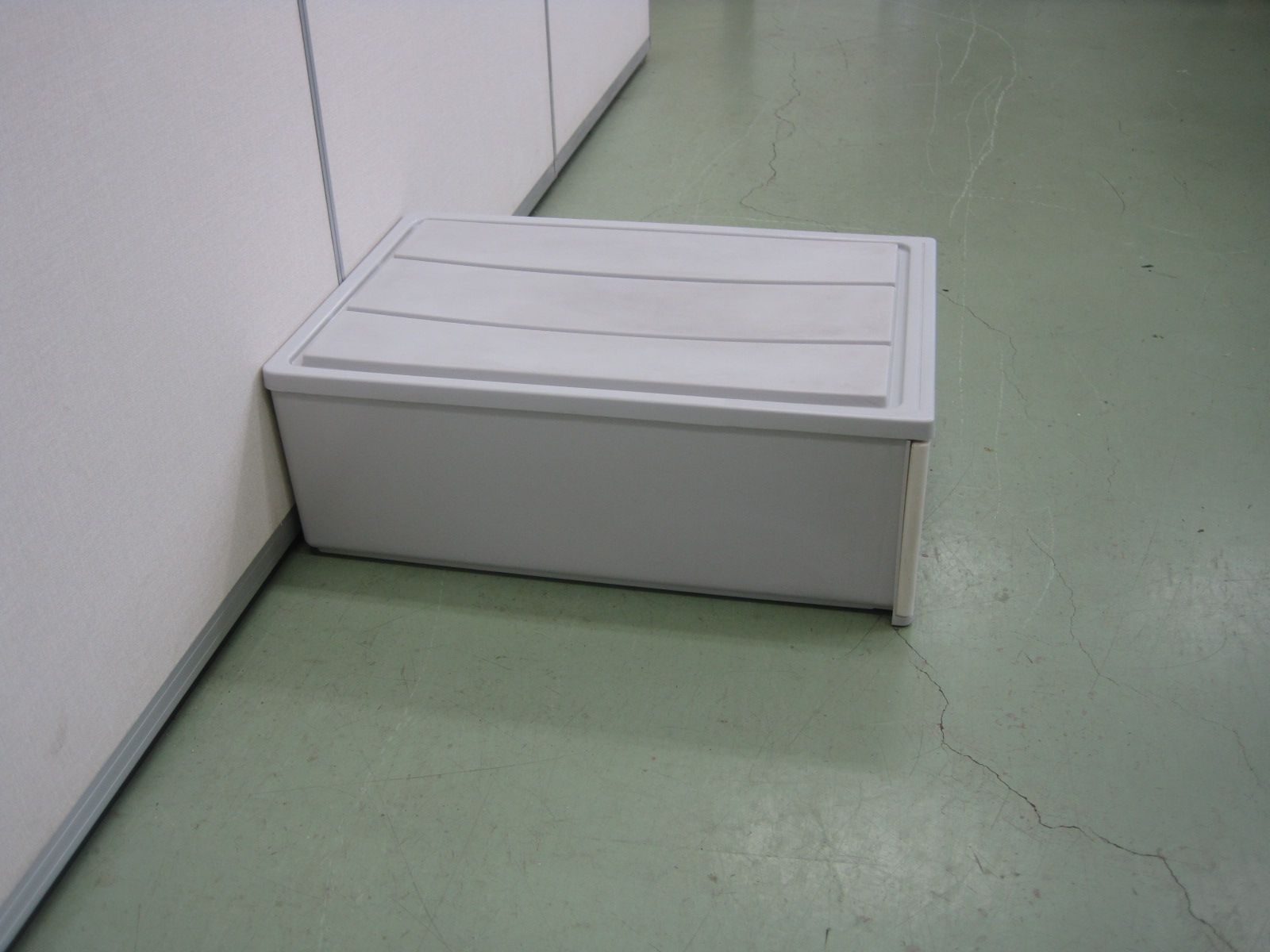 収納ケース（R5-106 配送不可、現地引取のみ、リユース品）