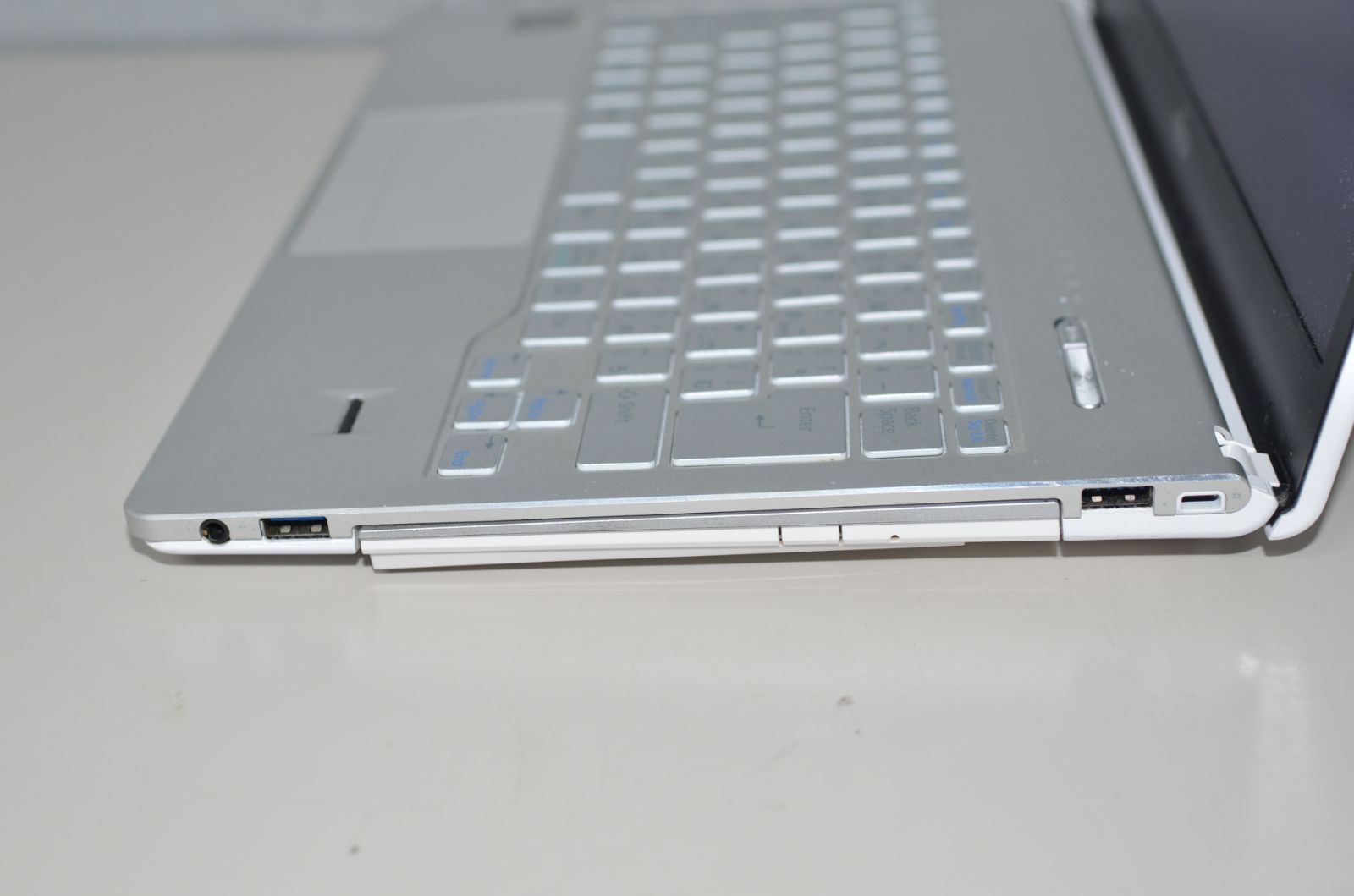 ジャンク品ノートパソコン 富士通 AH75/P core i5-4200U メモリ