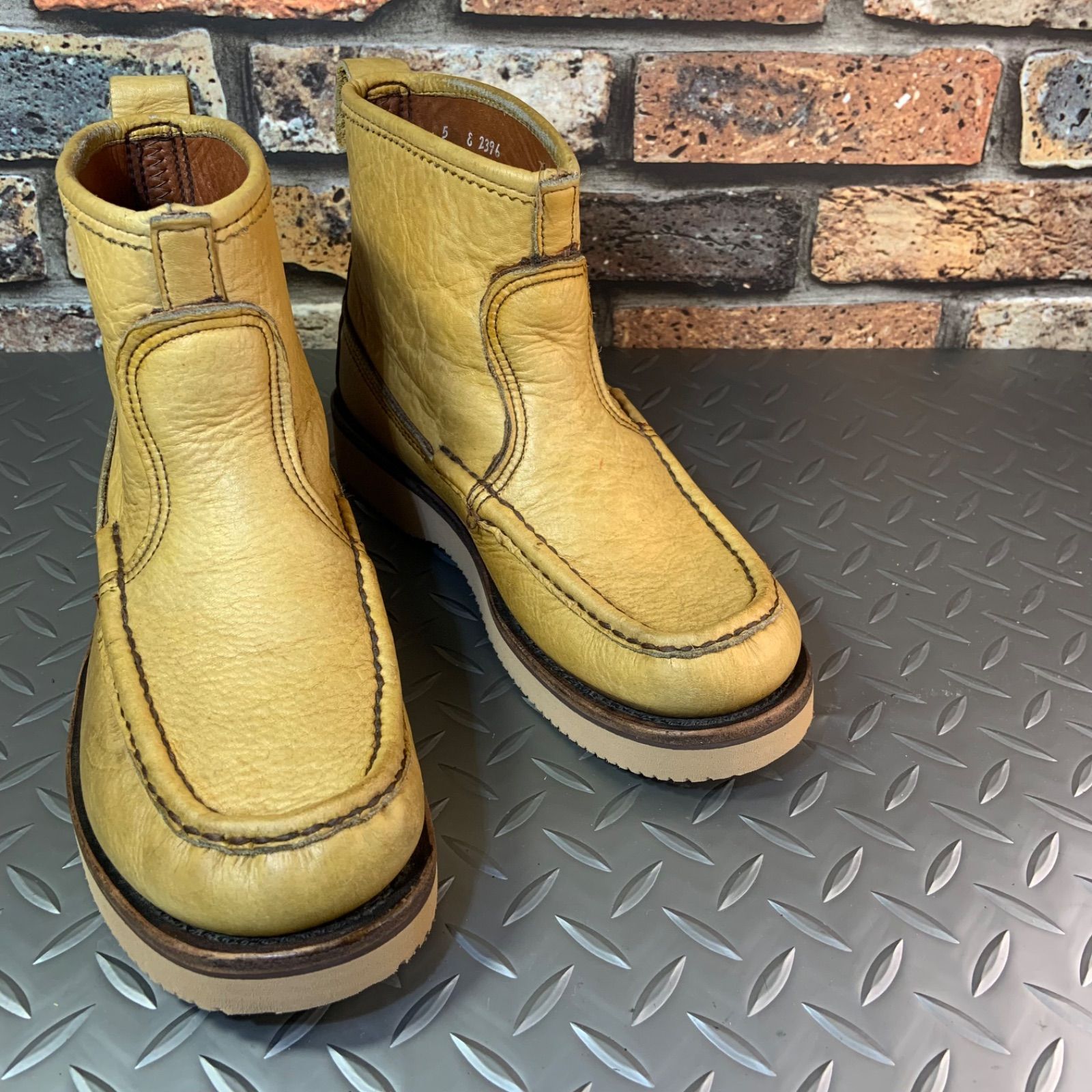 RUSSELL ノックアバウト US 5 E JP 23㎝ ラッセルモカシン アメリカ製 25 J 1-RUSS