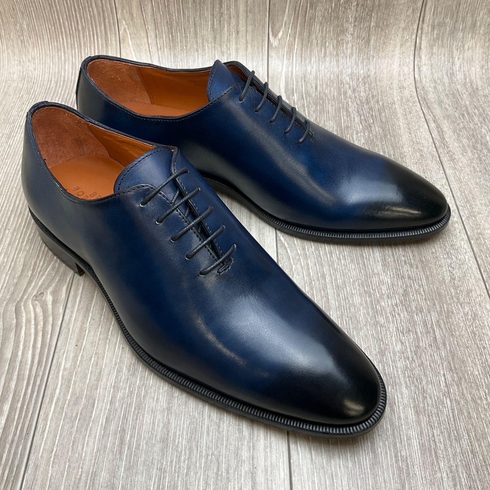 紳士　革靴　MADE  IN  ITALYファッション