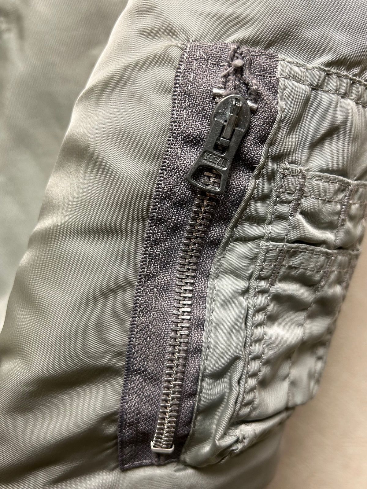 U.S.A.製期ALPHA社IDEALジッパーMA-1ヴィンテージ年代極上美品M - メルカリ