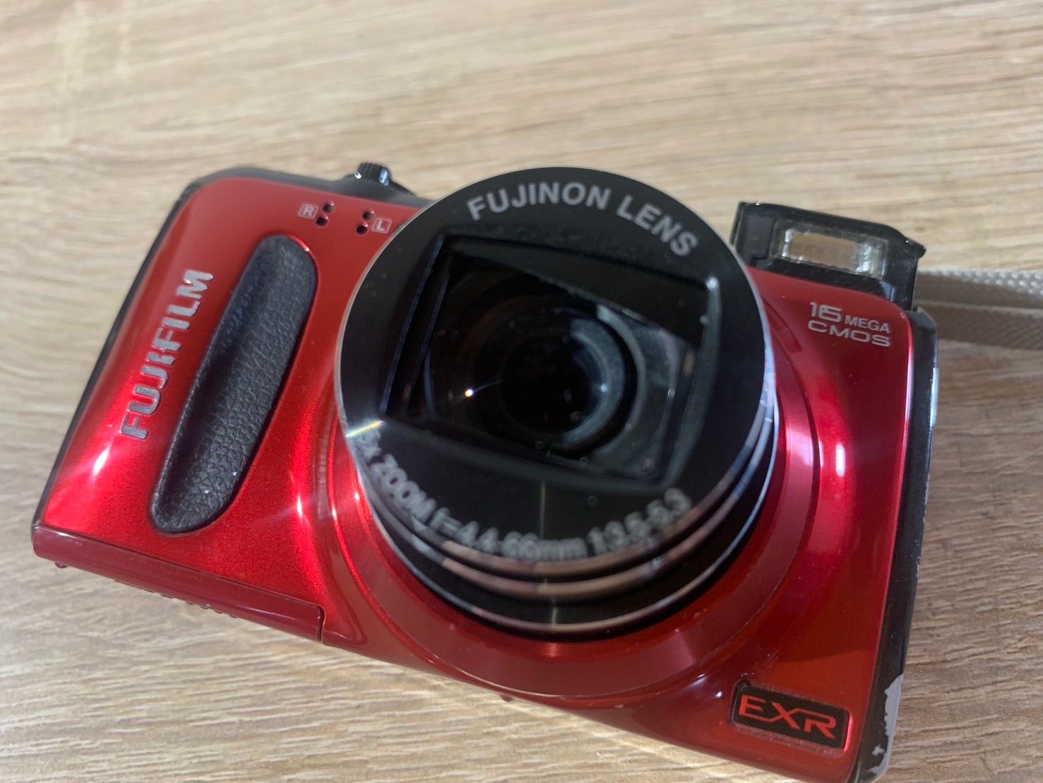 5468 FUJIFILM FINEPIX F550 EXR レッド デジカメ Amazon | FUJIFILM デジタルカメラ FinePix F550EXR レッド FX