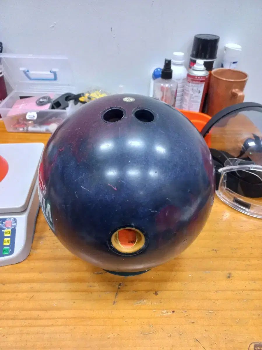 ボーリングボール 15 p MOTIV モーティブ ヴィラン スコン