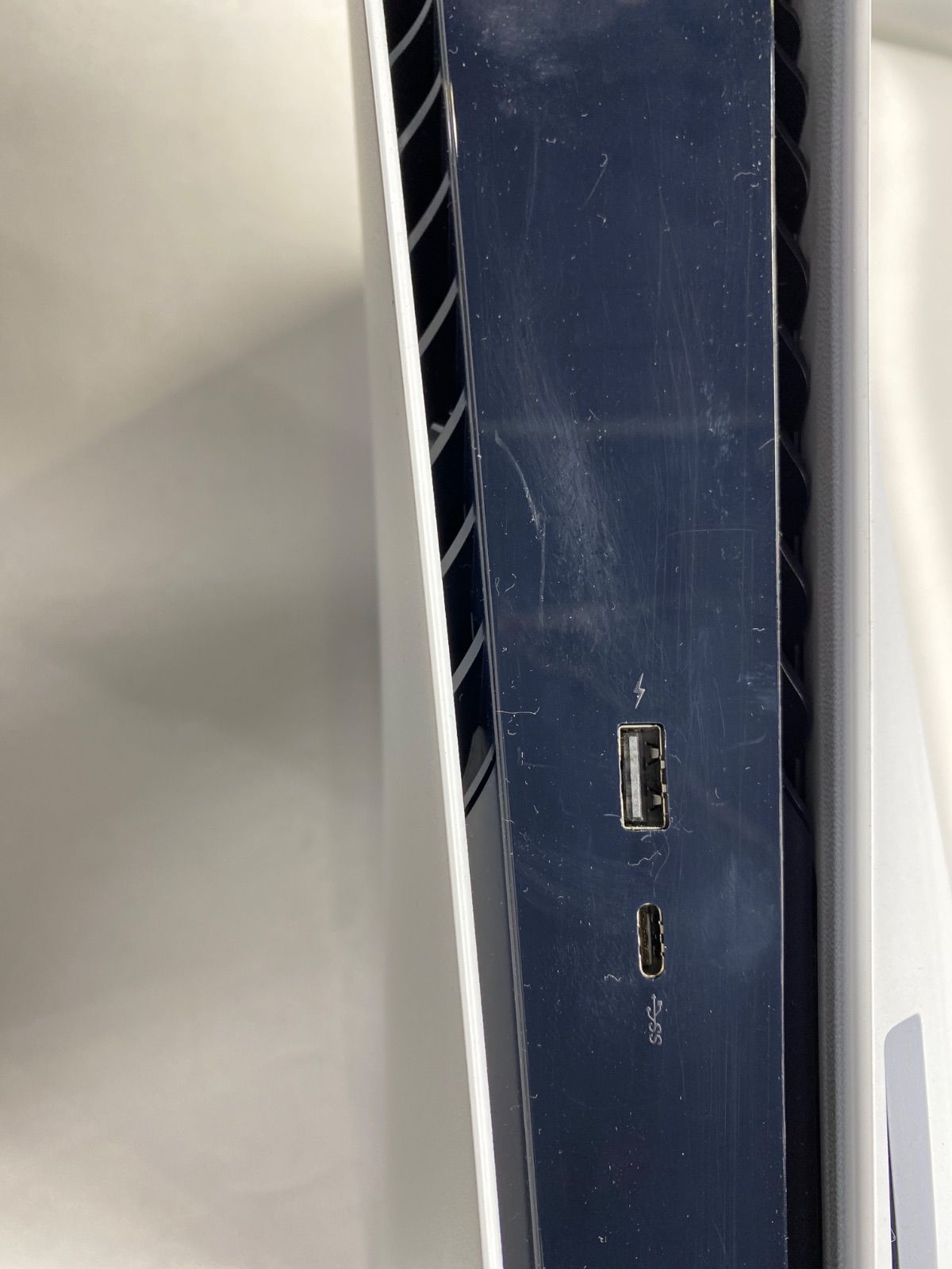 本体