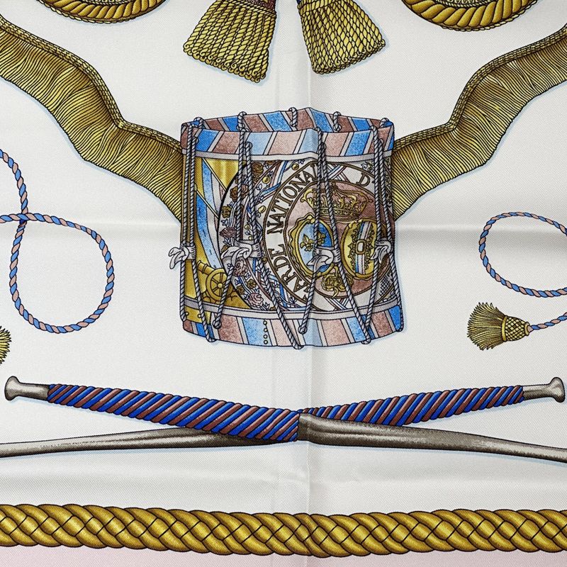 エルメス HERMES スカーフ カレ90 LES TAMBOURS タンブールの太鼓