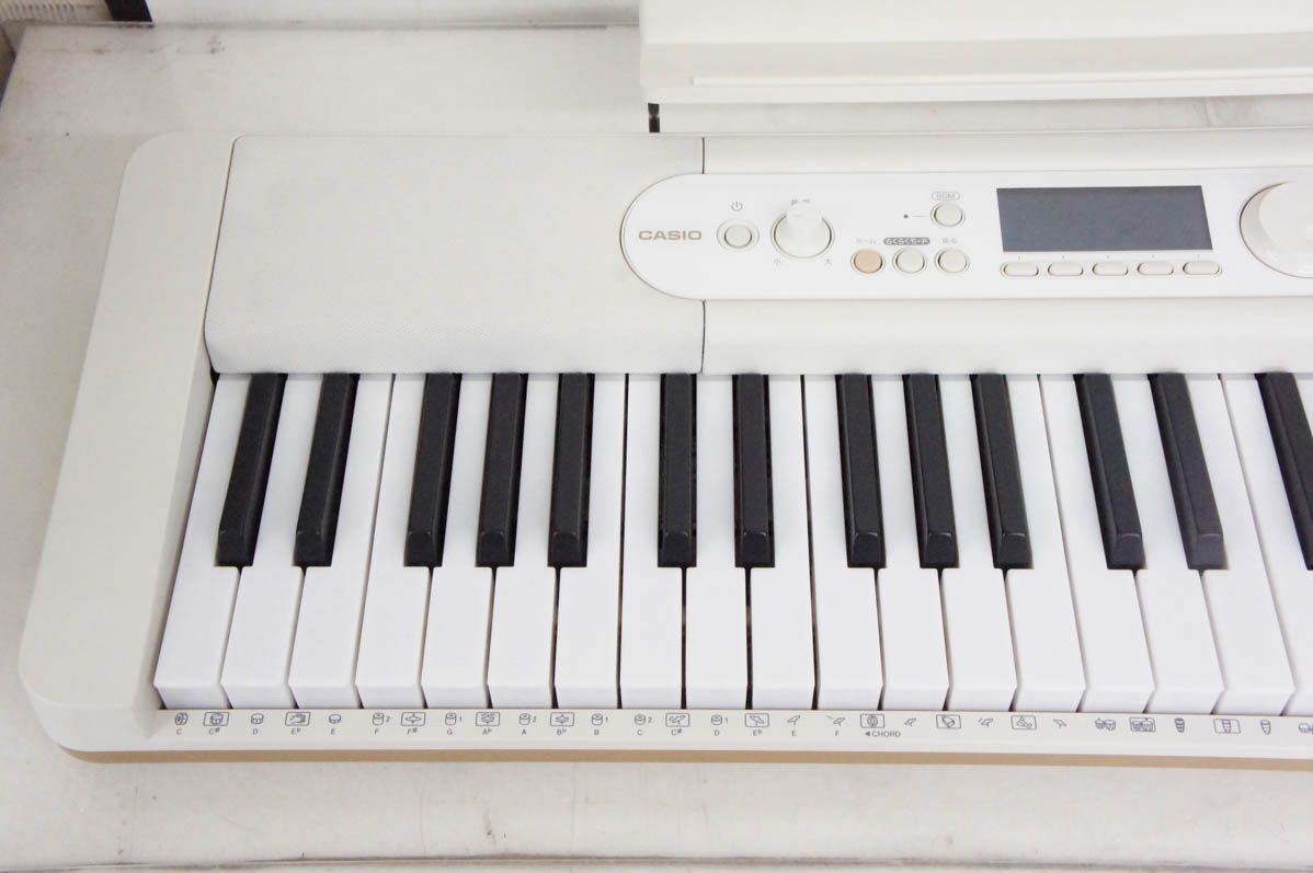 電子キーボード