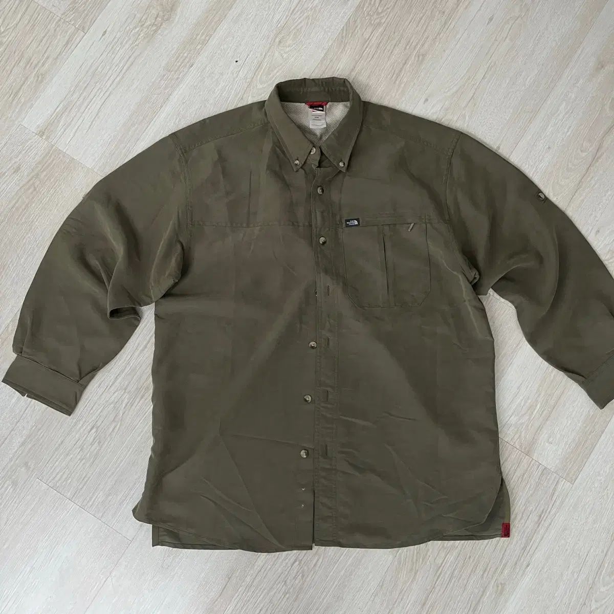 【雷市場（ポンジャン）商品韓国直送】 THE NORTH FACE(ザノースフェイス) モーダル シャツ M サイズ