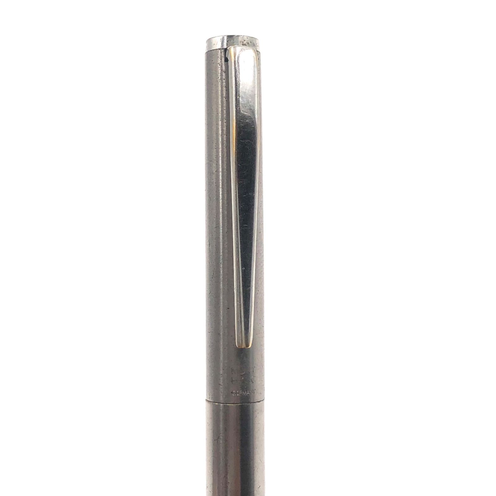MONTBLANC モンブラン 万年筆 シルバーカラー ドイツ製 ペン先MB