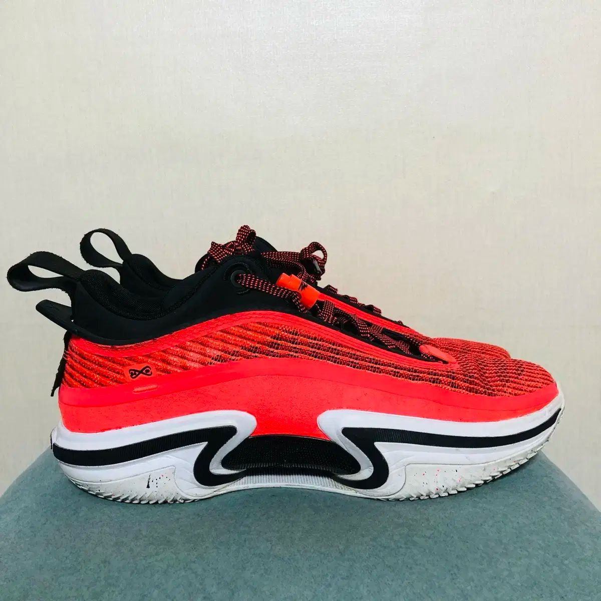 285 NIKE ナイキ ジョーダン 36 ロー インフラレッド