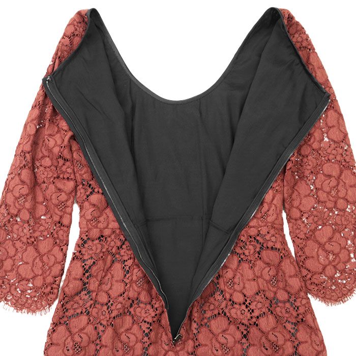 フローラル ラウンドネック