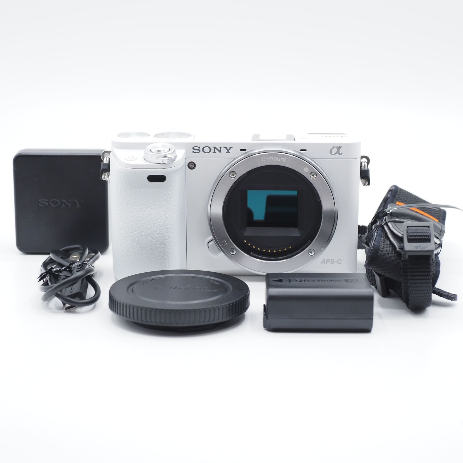 ☆ショット数588回・新品級☆ SONY ソニー ミラーレス一眼 α6000